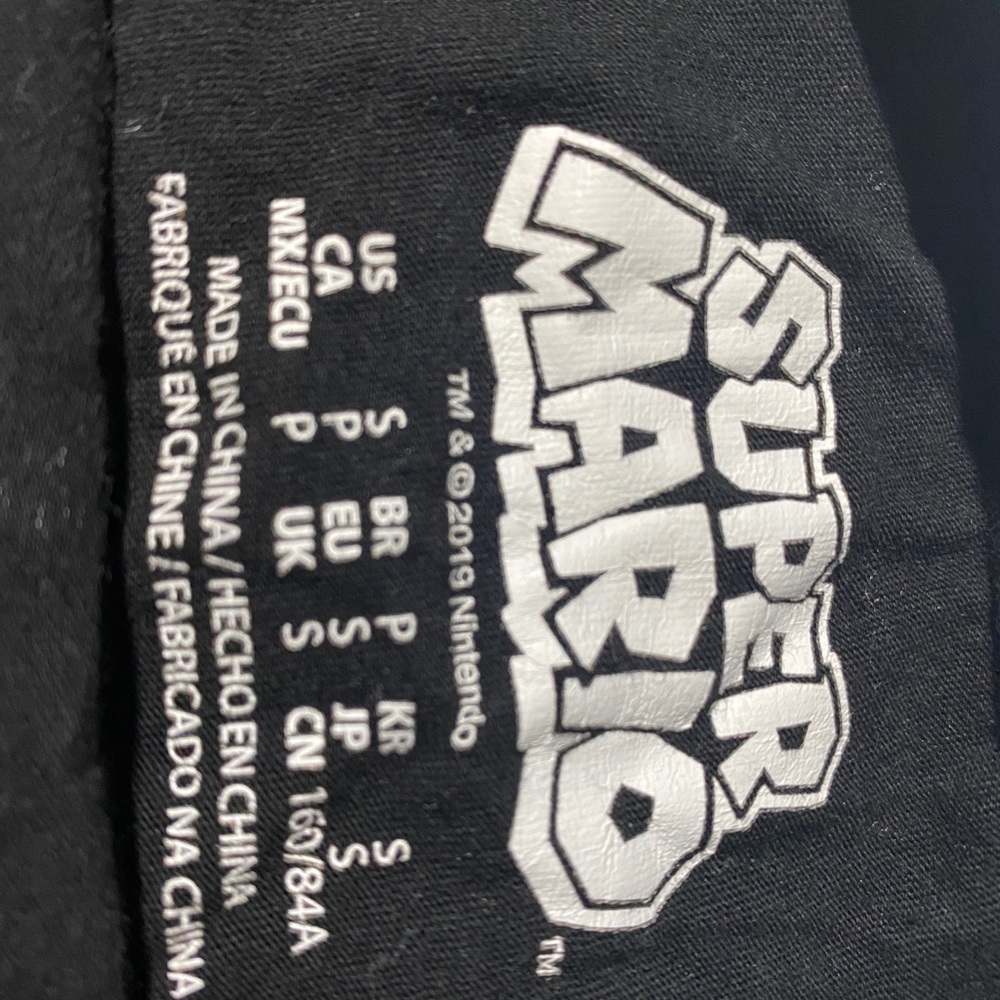 SUPER MARIO BROS GRAPHIC TEE (FOREVER21)